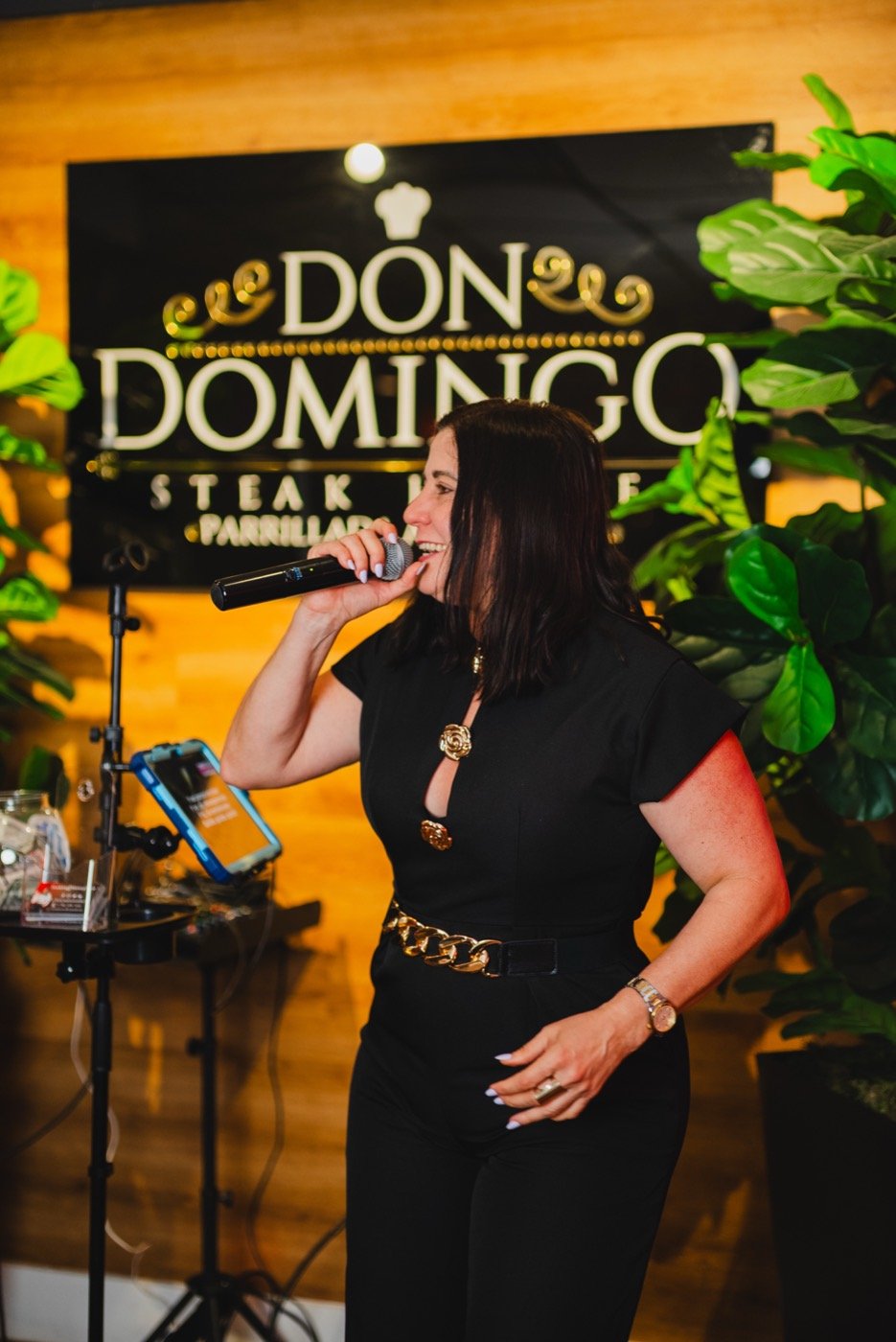 Cantante en vivo con pianista en Don Domingo Steakhouse Miami